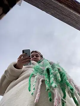 SuzieMurray online show from February 2025 08:14:01 AM