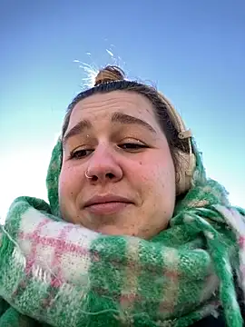 SuzieMurray online show from March 2025 08:18:02 AM