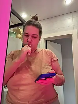 SuzieMurray online show from November 2025 08:20:01 AM