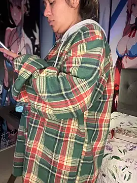 Im Little online show from February 2025 03:08:02 AM