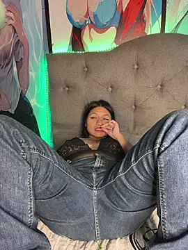 Im Little online show from January 2026 02:28:01 AM