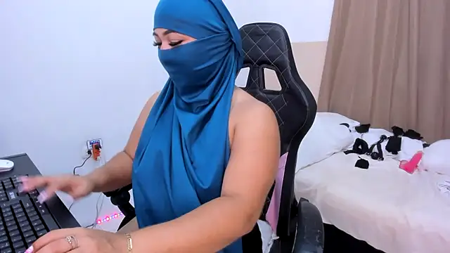 Kendra Kait online show from March 2025 12:11:02 AM