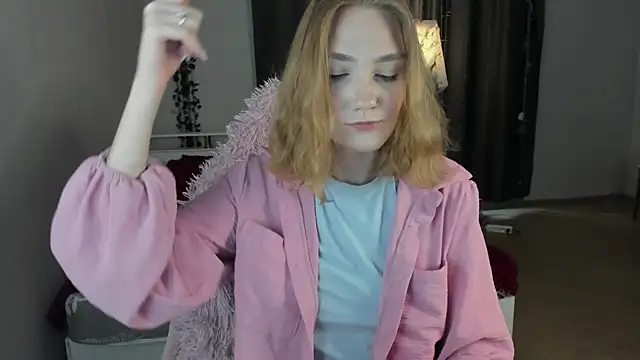 ReddHotPipper online show from September 2025 02:33:02 AM