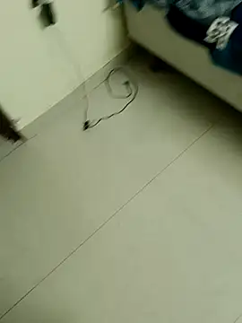 nick05inch online show from October 2025 01:01:02 PM