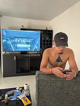 ArturoDelgado1 online show from March 2026 04:28:02 PM