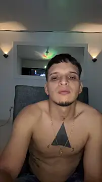 ArturoDelgado1 online show from April 2026 01:23:02 AM