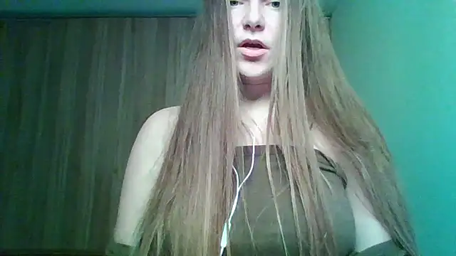 Evasapples online show from February 2026 01:51:01 PM