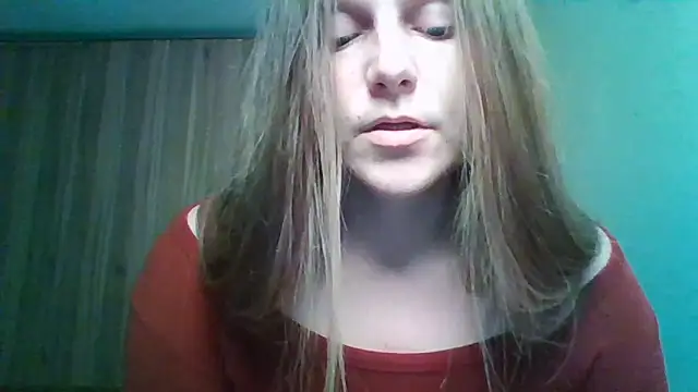 Snapshot of Evasapples chatting on June 2026 10:14:02 PM Evasapples online show from June 2026 10:14:02 PM