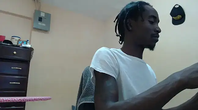 Snapshot of jammasterjack chatting on February 2025 01:32:01 PM jammasterjack online show from February 2025 01:32:01 PM