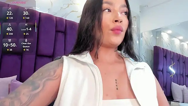 emma carterr1 online show from April 2026 05:18:01 PM