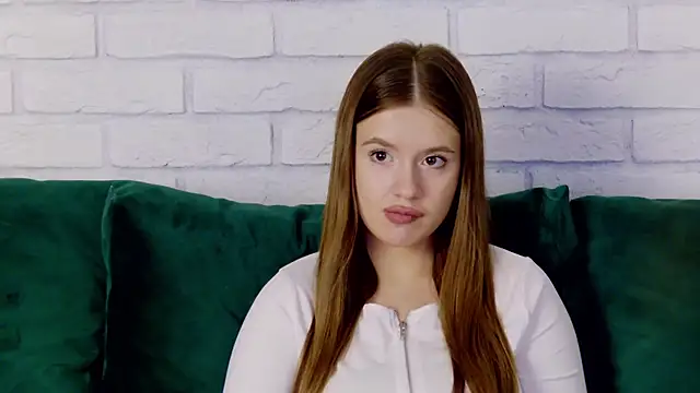 MilanaBalmain online show from February 2025 10:24:02 AM