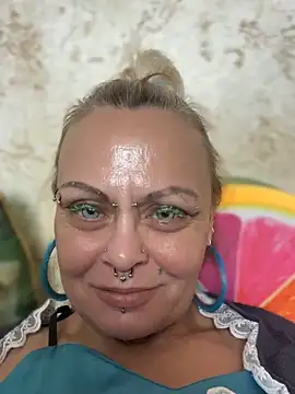 Gardener of Illusions online show from April 2026 06:20:01 PM