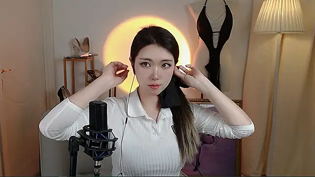 siji kiki online show from December 2024 12:30:02 PM