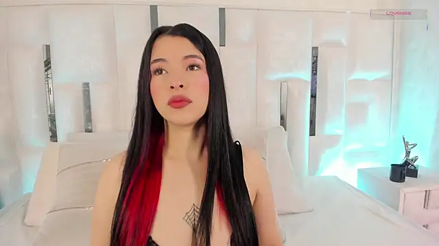 im nika  online show from February 2026 12:21:01 PM