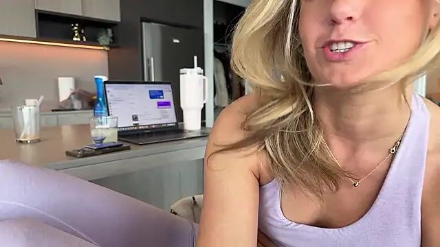 Graciemae baexx online show from February 2025 09:25:02 PM