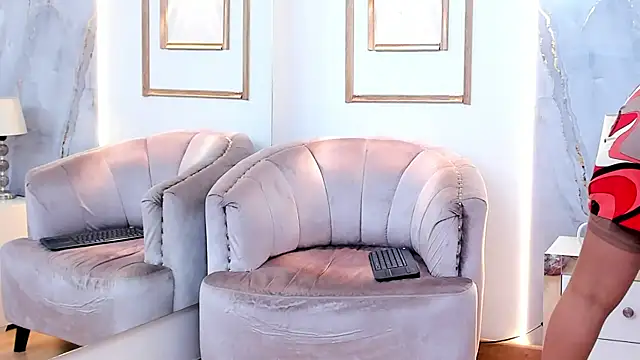 Snapshot of AmandaMartinez_ chatting on October 2025 12:36:02 PM AmandaMartinez online show from October 2025 12:36:02 PM