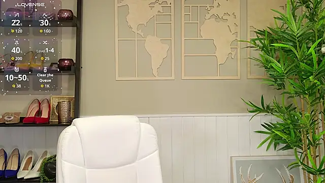 LadyLeea online show from March 2026 05:14:02 AM