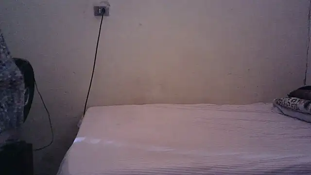 Snapshot of pornstarbrezillian chatting on September 2025 02:30:02 PM pornstarbrezillian online show from September 2025 02:30:02 PM