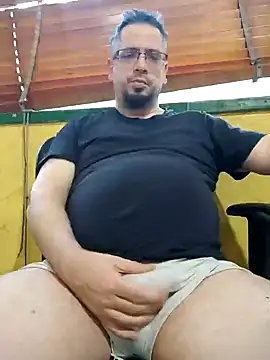 Snapshot of MrBig_2024 chatting on December 2024 07:54:02 PM MrBig 2024 online show from December 2024 07:54:02 PM