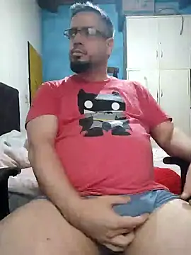Snapshot of MrBig_2024 chatting on December 2024 10:32:02 PM MrBig 2024 online show from December 2024 10:32:02 PM