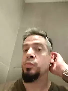 Snapshot of MrBig_2024 chatting on January 2025 05:44:02 PM MrBig 2024 online show from January 2025 05:44:02 PM