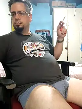 Snapshot of MrBig_2024 chatting on March 2025 09:02:02 PM MrBig 2024 online show from March 2025 09:02:02 PM