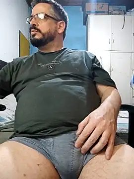 Snapshot of MrBig_2024 chatting on October 2025 08:04:01 PM MrBig 2024 online show from October 2025 08:04:01 PM
