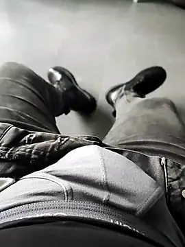 Snapshot of cricrimsBarcelona chatting on December 2024 07:21:01 AM cricrimsBarcelona online show from December 2024 07:21:01 AM