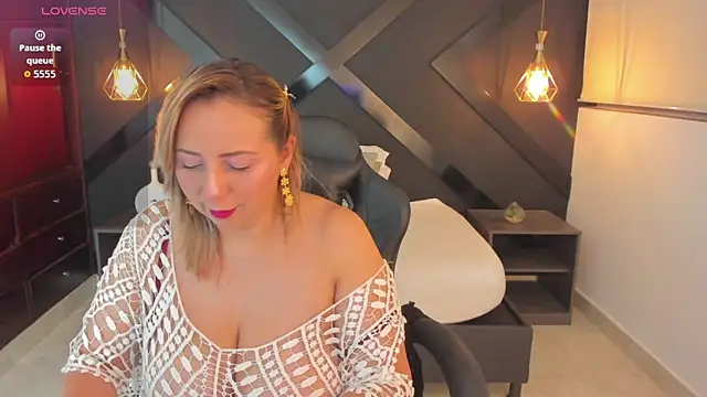 andre soto  online show from April 2026 01:06:01 AM