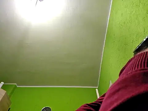 Snapshot of STANISLAW621162 chatting on January 2025 03:53:02 AM STANISLAW621162 online show from January 2025 03:53:02 AM