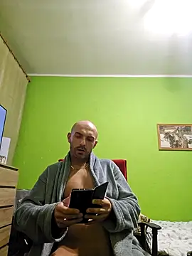 Snapshot of STANISLAW621162 chatting on February 2025 01:36:01 AM STANISLAW621162 online show from February 2025 01:36:01 AM