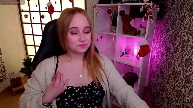 LianaBright online show from January 2025 08:24:01 AM