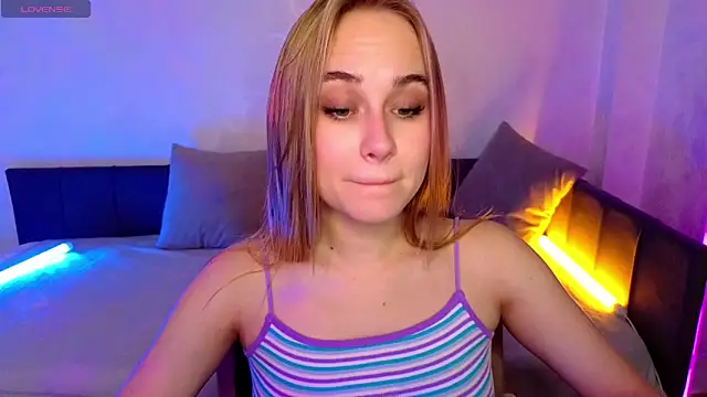LianaBright online show from October 2025 02:17:01 AM