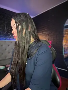 Paloma  LS online show from November 2025 07:39:02 PM