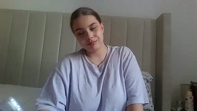 Krystal Tx online show from July 2026 03:39:02 PM