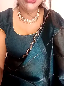 Snapshot of EeshaBhabi chatting on April 2026 01:48:02 PM EeshaBhabi online show from April 2026 01:48:02 PM