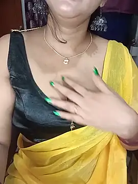 Snapshot of EeshaBhabi chatting on August 2026 02:19:01 PM EeshaBhabi online show from August 2026 02:19:01 PM