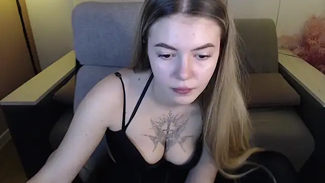 Snapshot of Ritaneer chatting on March 2025 12:14:02 PM Ritaneer online show from March 2025 12:14:02 PM