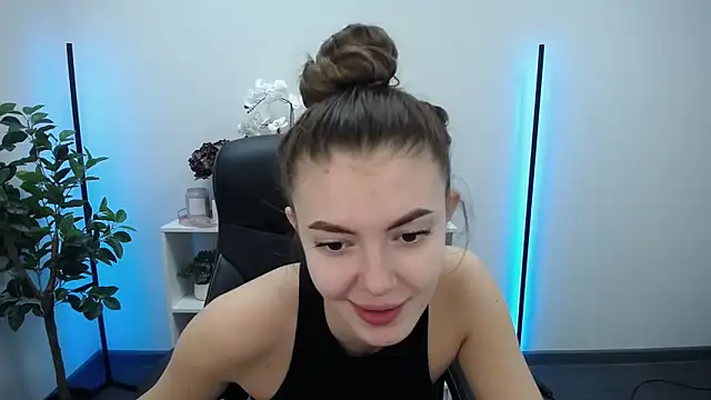 Ritaneer online show from December 2025 08:56:02 AM