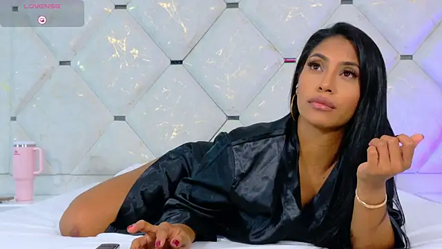 Anna risse online show from October 2025 05:04:01 AM