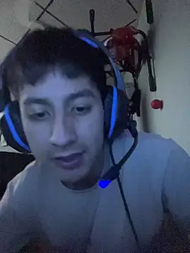 Snapshot of Stiven_017 chatting on January 2026 10:57:02 PM Stiven 017 online show from January 2026 10:57:02 PM