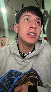 Snapshot of Stiven_017 chatting on February 2026 02:16:01 AM Stiven 017 online show from February 2026 02:16:01 AM