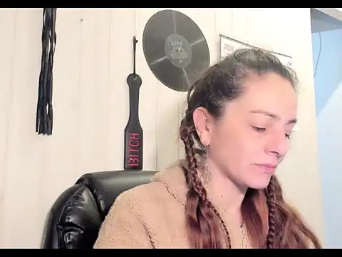 Snapshot of jessiburningheels chatting on June 2026 10:29:02 AM jessiburningheels online show from June 2026 10:29:02 AM