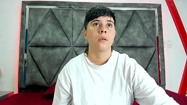 AbbySmiitth  online show from April 2026 09:49:02 PM