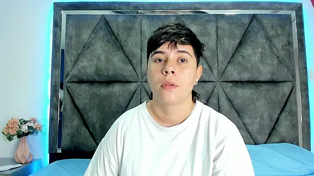 AbbySmiitth  online show from April 2026 10:01:01 PM