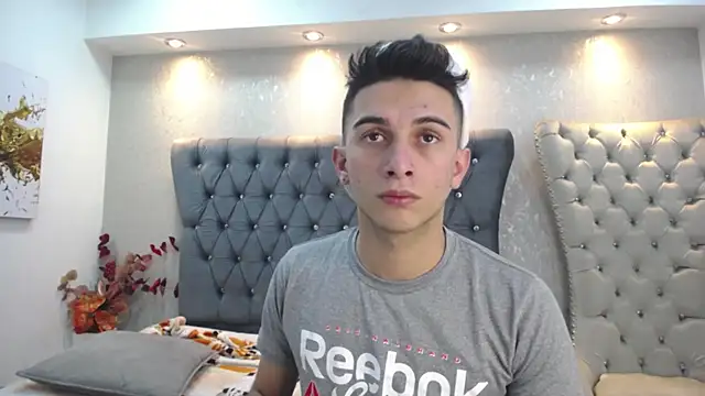 Snapshot of MrWilliseo chatting on January 2025 10:58:02 PM MrWilliseo online show from January 2025 10:58:02 PM