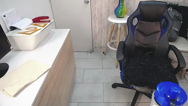 MrWilliseo online show from February 2026 07:58:01 PM