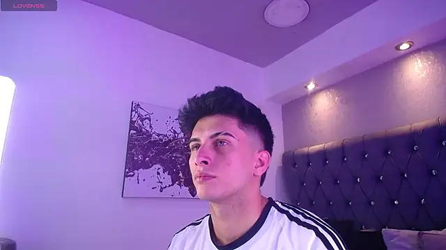 MrWilliseo online show from March 2026 07:44:01 PM