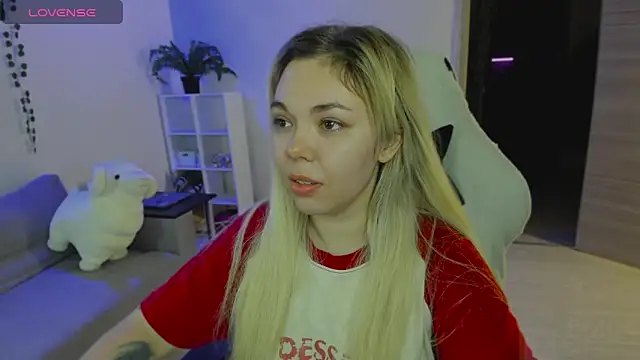 whoa-hoa-hoa-hoa-hoa online show from December 2025 07:21:01 PM