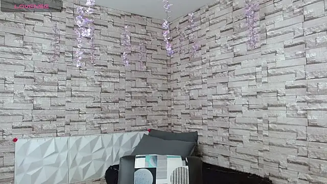 Snapshot of Vanse_lust chatting on September 2025 07:39:02 PM Vanse lust online show from September 2025 07:39:02 PM